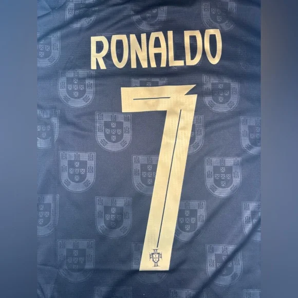 2026 Puma Special Edition Portugal Cristiano Ronaldo #7 Men’s Jersey NWT - Picture 9 of 11